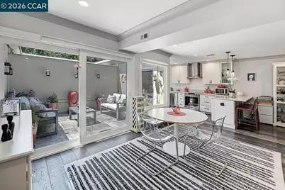 1124 Oakmont Dr #2, Walnut Creek, CA 94595 - Photo 24
