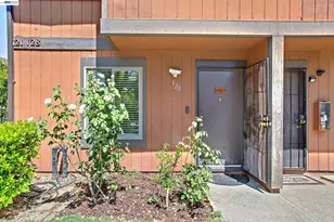 38623 Cherry Ln, Fremont, CA 94536 - Photo 4