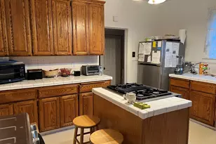 3788 Lakeshore, Oakland, CA 94610 - Photo 10