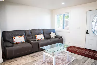 348 Valle Vista Ave, Vallejo, CA 94590 - Photo 10