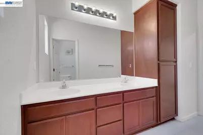 10433 Lone Star Way, Stockton, CA 95209 - Photo 20