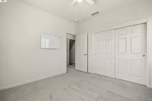 10433 Lone Star Way, Stockton, CA 95209 - Photo 20