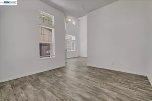 10433 Lone Star Way, Stockton, CA 95209 - Photo 6