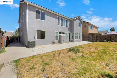 10433 Lone Star Way, Stockton, CA 95209 - Photo 26