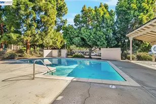 165 Aurora Plaza, Union City, CA 94587 - Photo 18