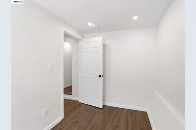 780 Goettingen St, San Francisco, CA 94134 - Photo 24