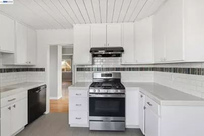 780 Goettingen St, San Francisco, CA 94134 - Photo 12