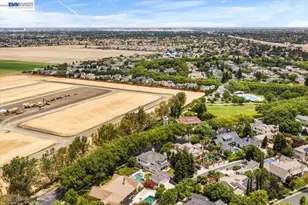 3064 Redbridge Rd, Tracy, CA 95377 - Photo 64