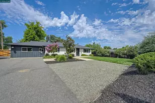 4246 Laird Rd, Loomis, CA 95650 - Photo 2