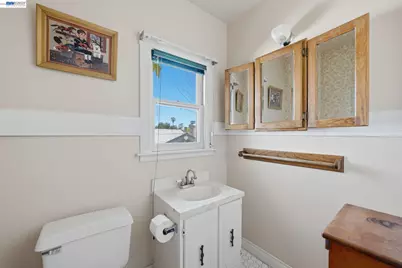 1412 30th St, San Diego, CA 92102 - Photo 18