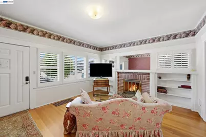 1412 30th St, San Diego, CA 92102 - Photo 4