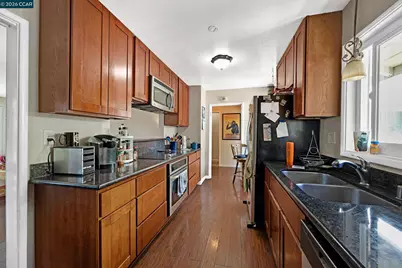 1481 Davis Ave, Concord, CA 94518 - Photo 12