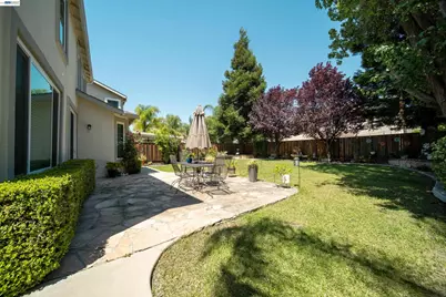 2710 Atherton Ct, Tracy, CA 95304 - Photo 20