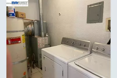 690 Dowling Blvd, San Leandro, CA 94577 - Photo 18