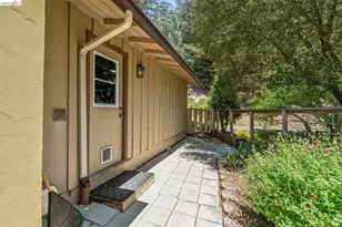 7200 Saroni Dr, Oakland, CA 94611 - Photo 72