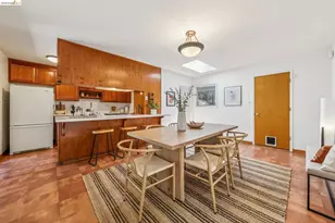7200 Saroni Dr, Oakland, CA 94611 - Photo 24