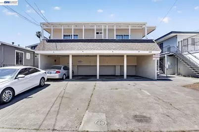 2841 Octavia St, Oakland, CA 94619 - Photo 2