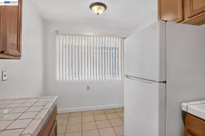 2841 Octavia St, Oakland, CA 94619 - Photo 32