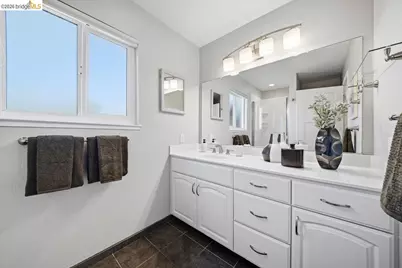 733 Daffodil Way, Concord, CA 94518 - Photo 30