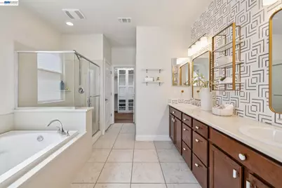 130 Benmore Dr, Hayward, CA 94542 - Photo 40