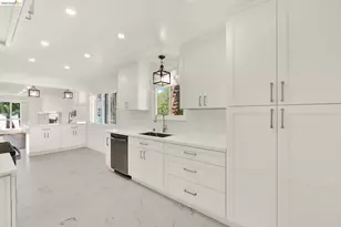 8 Lake Dr, Antioch, CA 94509 - Photo 22