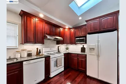 3325 Macarthur Blvd, Oakland, CA 94602 - Photo 18
