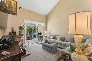 24448 Hampton Dr, Santa Clarita, CA 91355 - Photo 18