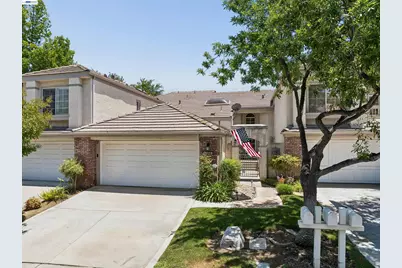 24448 Hampton Dr #B, Santa Clarita, CA 91355 - Photo 1