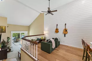 24448 Hampton Dr, Santa Clarita, CA 91355 - Photo 10