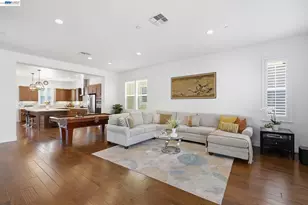 7240 Carneros Ln, Dublin, CA 94568 - Photo 4