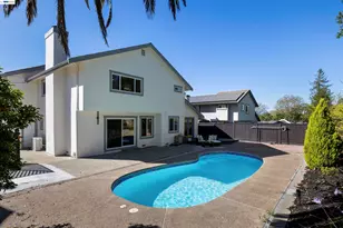 3208 Touriga Dr, Pleasanton, CA 94566 - Photo 2