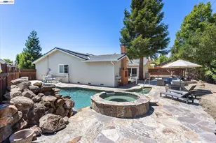 5736 Medallion Ct, Castro Valley, CA 94552 - Photo 72
