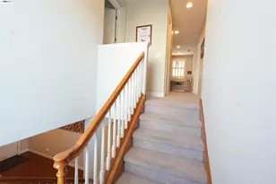 200 Seapoint Pl, Richmond, CA 94801 - Photo 16