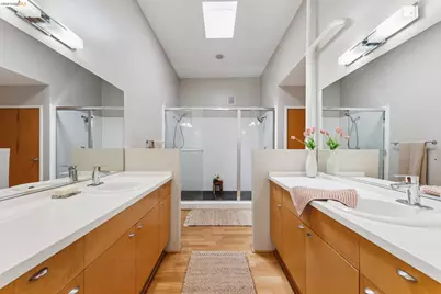 1500 Park St #423, Emeryville, CA 94608 - Photo 30