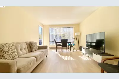 2 Commodore Drive #D273, Emeryville, CA 94608 - Photo 1