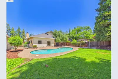 1546 Ohara Ct, Clayton, CA 94517 - Photo 2