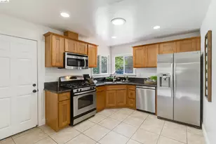 346 Valley View Rd, Pleasant Hill, CA 94523 - Photo 18