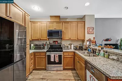 108 Arcangel Way, San Pablo, CA 94806 - Photo 8