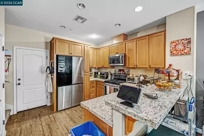108 Arcangel Way, San Pablo, CA 94806 - Photo 10