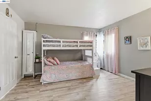 911 Erie Cir, Milpitas, CA 95035 - Photo 22