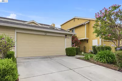 911 Erie Cir, Milpitas, CA 95035 - Photo 2