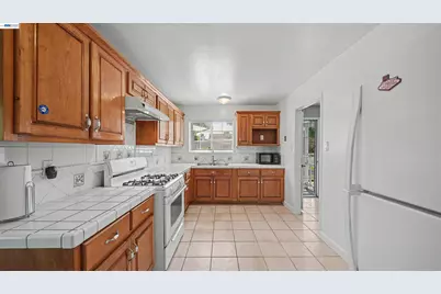 200 Riverside Pl, Bay Point, CA 94565 - Photo 10