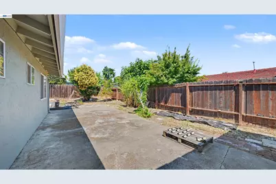 200 Riverside Pl, Bay Point, CA 94565 - Photo 22