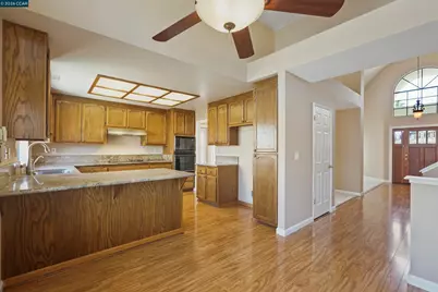 5535 Edgeview Dr, Discovery Bay, CA 94505 - Photo 10