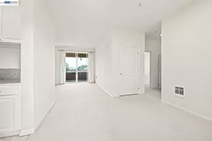 401 Norfolk St, San Mateo, CA 94401 - Photo 2