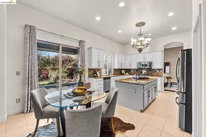4513 Maryam Ct, Fair Oaks, CA 95628 - Photo 12