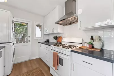 127 Behrens St, El Cerrito, CA 94530 - Photo 8