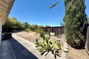 2084 Schell Mountain Way, Antioch, CA 94531 - Photo 34