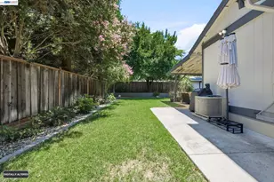 578 Mulqueeney St, Livermore, CA 94550 - Photo 48