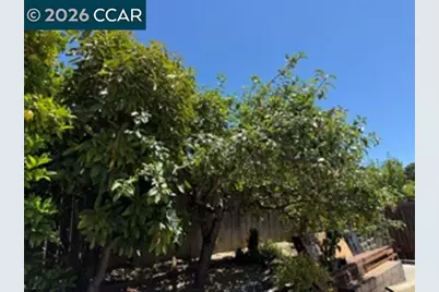 1811 Espanola Dr, San Pablo, CA 94806 - Photo 26